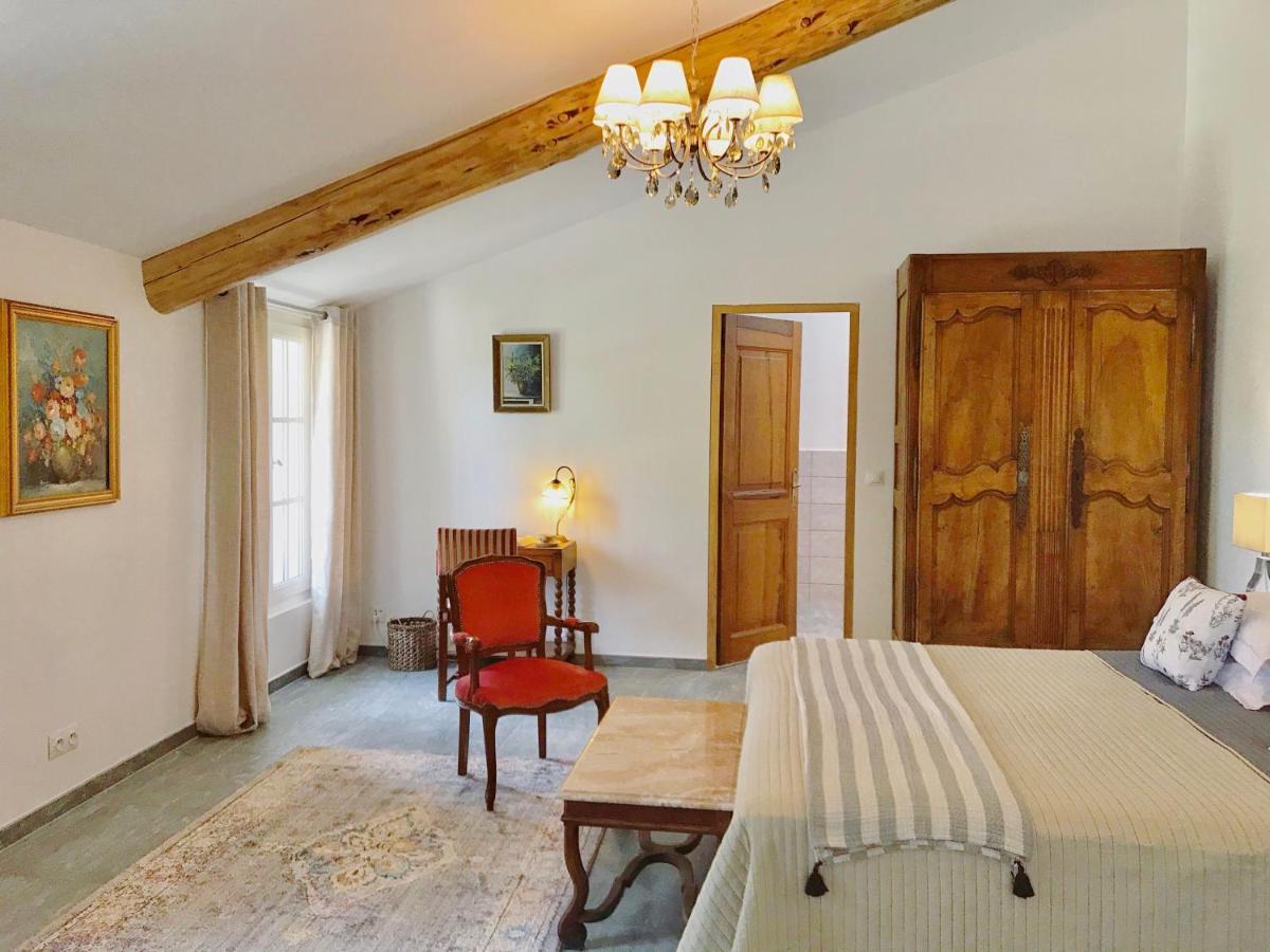 페른느 레 퐁텐느 Domaine De La Brave B&B 외부 사진